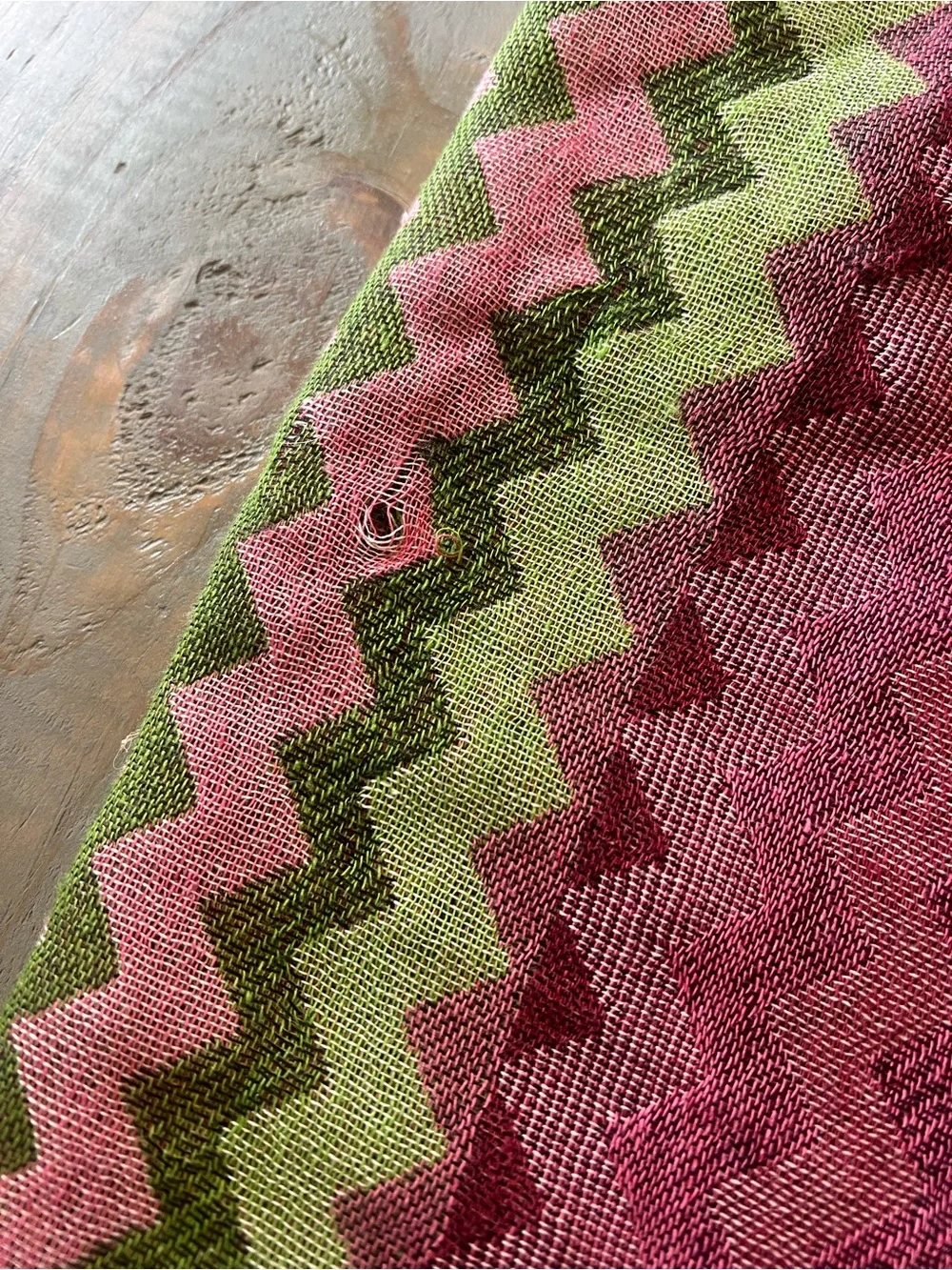 Women’s Chevron Scarf Pink Green Burgundy Zigzag Knit Fringed Wrap